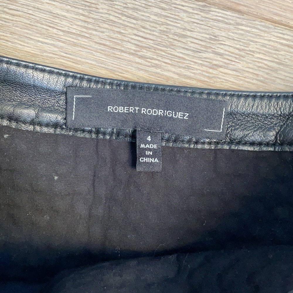 Robert Rodriguez Black Mini Skirt with Pleated Hem - Picture 5 of 6
